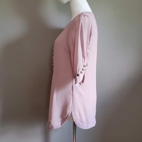 Angie Taupe/Peach Blouse w Metal embellishments. - Picture 3 of 10
